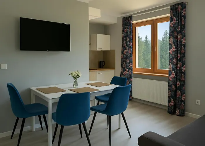Pokoje Goscinne Pod Lasem
